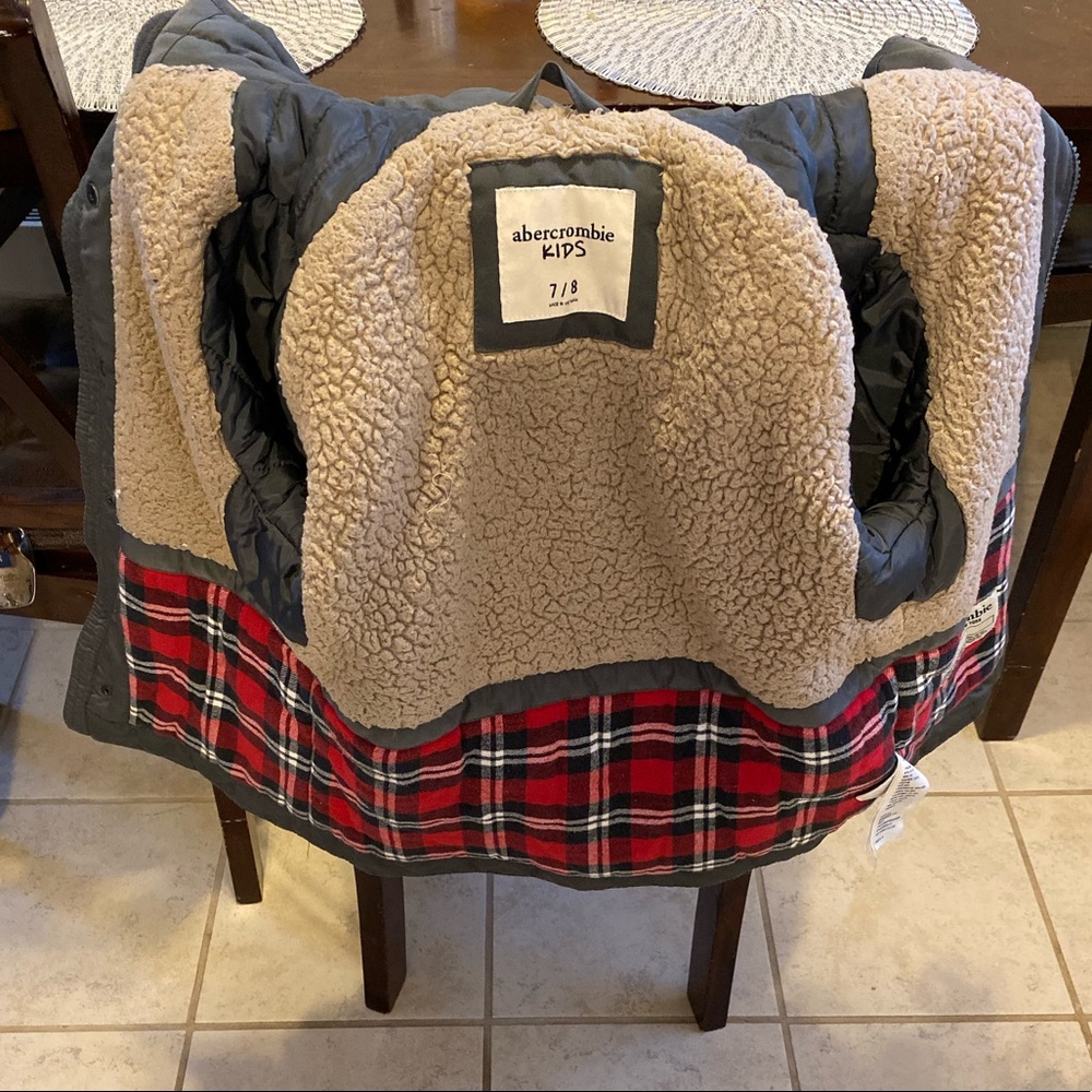 Jacket - Picture 4 of 5